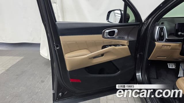 Kia Sorento 2025 — ფოტო 30/37
