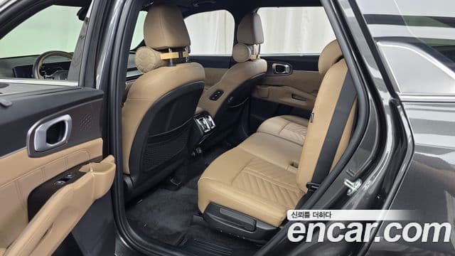 Kia Sorento 2025 — ფოტო 34/37