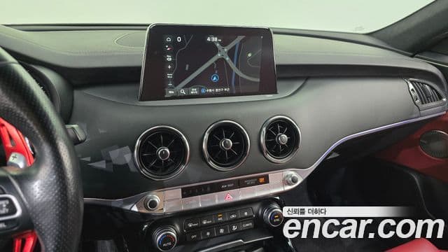 Kia Stinger 2020 — ფოტო 12/20
