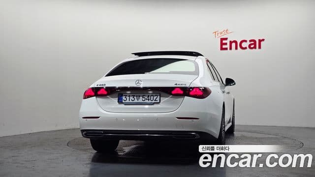Mercedes-Benz E-Class 2025 — ფოტო 18/34