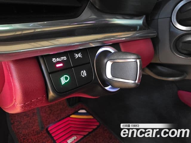 Porsche Panamera 2023 — ფოტო 16/20