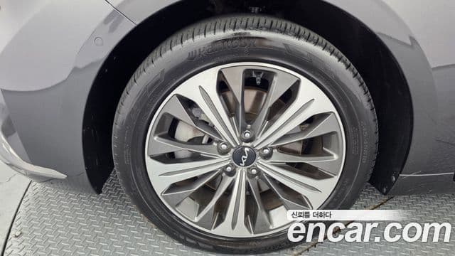 Kia K8 2022 — фото 5 из 20