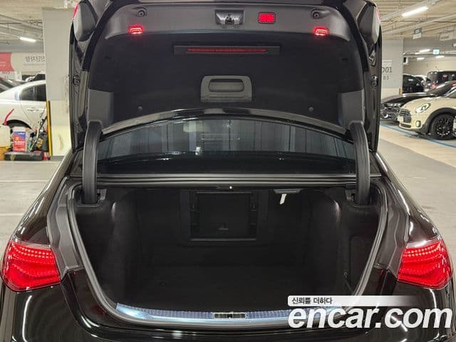 Mercedes-Benz S-Class 2021 — ფოტო 7/20