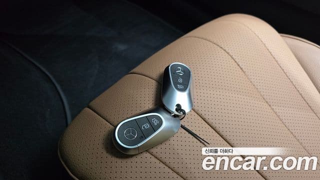 Mercedes-Benz E-Class 2024 — Şəkil 15/20