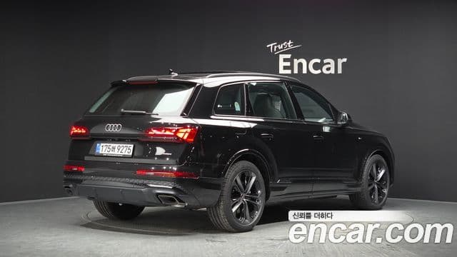 Audi Q7 2026 — фото 2 из 20