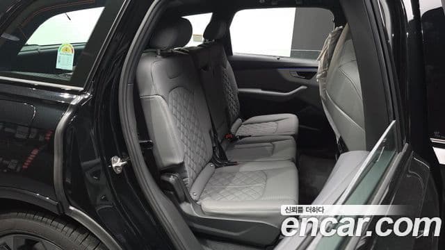Audi Q7 2026 — фото 12 из 20