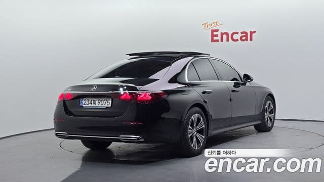 Mercedes-Benz E-Class 2025 — Şəkil 2/20