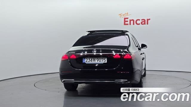 Mercedes-Benz E-Class 2025 — Şəkil 4/20