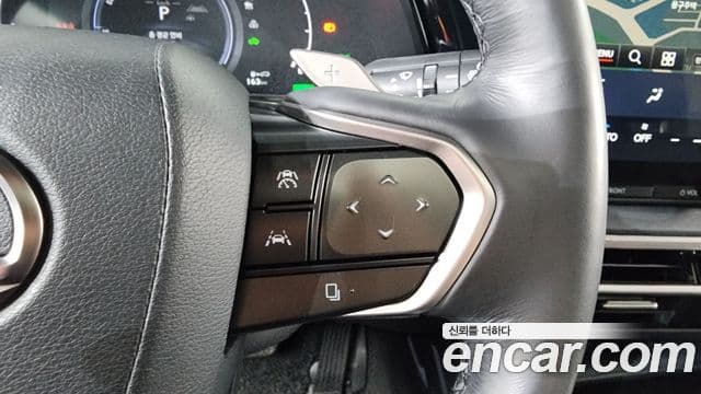 Lexus RX350h 2023 — Şəkil 18/20