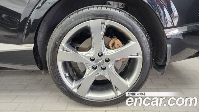 Genesis GV80 2023 — ფოტო 24/37