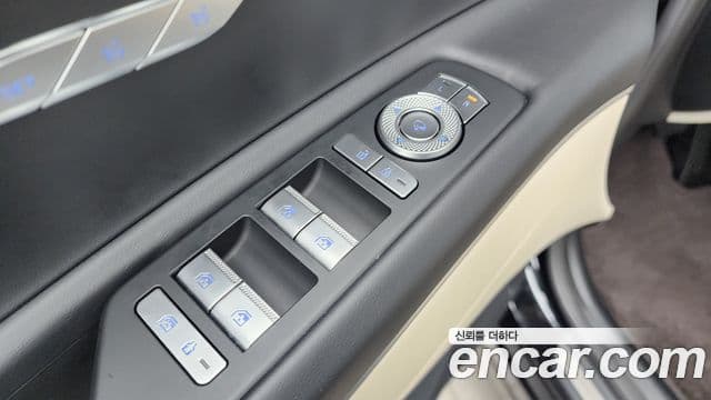 Genesis GV80 2023 — ფოტო 20/37
