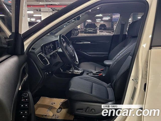Kia Seltos 2023 — Şəkil 6/20