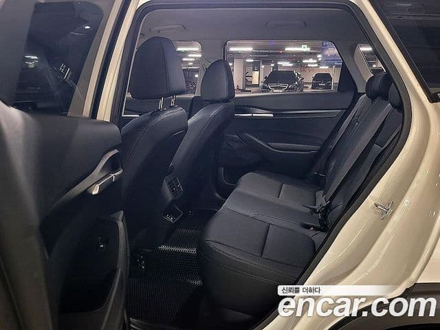Kia Seltos 2023 — Şəkil 7/20