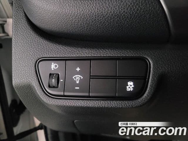 Kia Seltos 2023 — Şəkil 14/20
