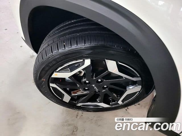 Kia Seltos 2023 — Şəkil 20/20