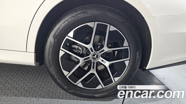 Mercedes-Benz E-Class 2026 — Şəkil 4/20