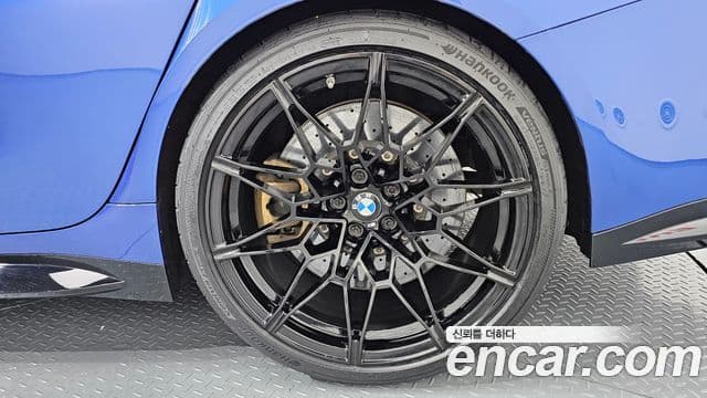 BMW M3 2025 — Photo 28/34