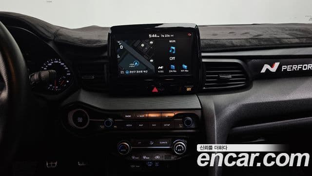 Hyundai Veloster 2020 — Şəkil 12/20