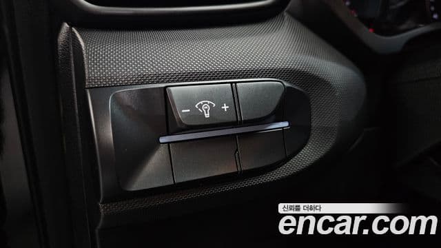 Hyundai Veloster 2020 — Şəkil 17/20