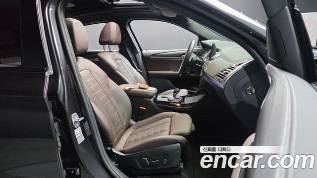 BMW X4 2024 — Photo 14/31