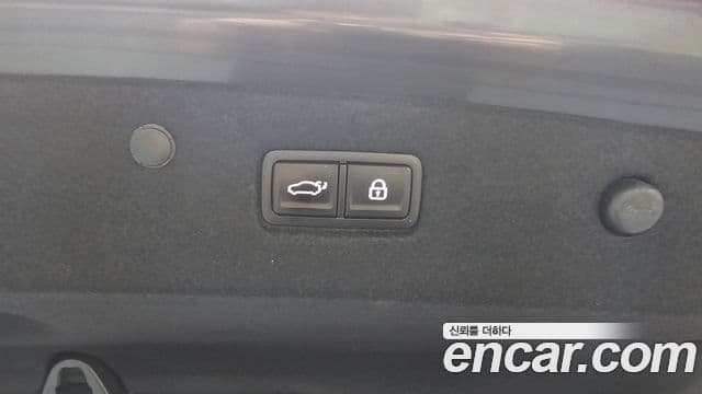 Kia K8 2023 — ფოტო 17/20