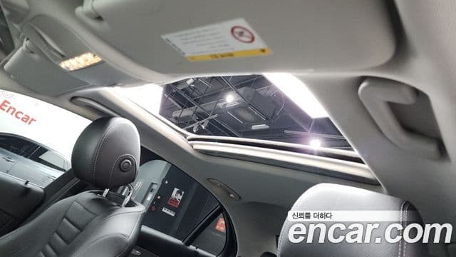 Mercedes-Benz E-Class 2018 — ფოტო 1/33