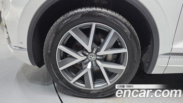 Volkswagen Touareg 2020 — фото 5 из 20