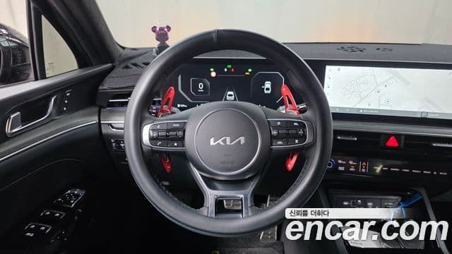 Kia K5 2025 — фото 14 из 20
