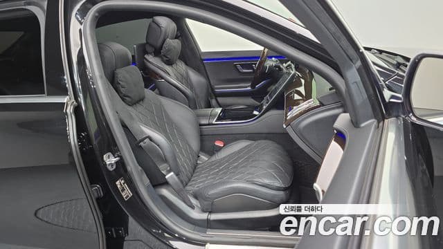 Mercedes-Benz S-Class 2021 — Photo 28/30