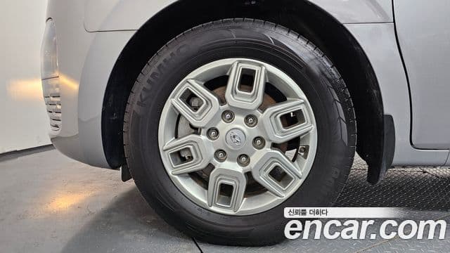 Hyundai Staria 2023 — фото 5 из 20