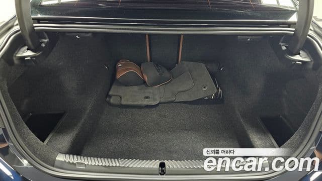 BMW 5 Series 2024 — Şəkil 19/20