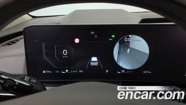 Kia Carnival 2025 — ფოტო 8/20