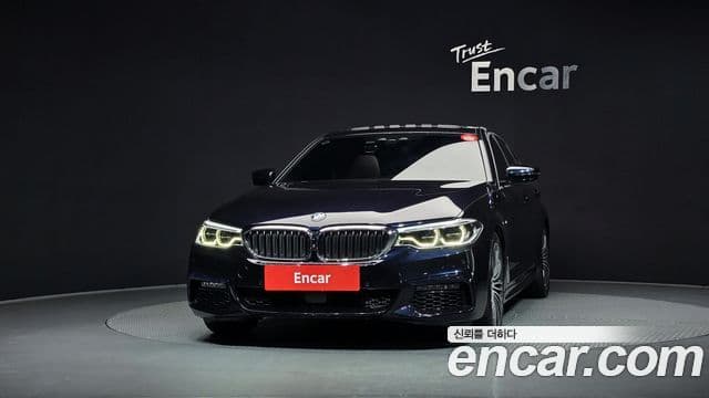 BMW 5 Series 2019 — ფოტო 3/20