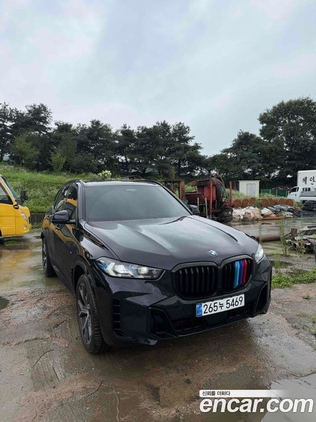 BMW X5 2025 — ფოტო 1/8