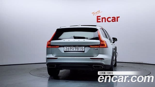 Volvo V60 Cross Country 2020 — Şəkil 4/20
