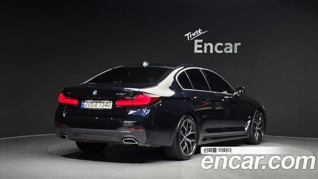 BMW 5 Series 2023 — ფოტო 2/20
