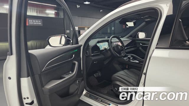 Renault Samsung Grand Koleos 2024 — ფოტო 17/38