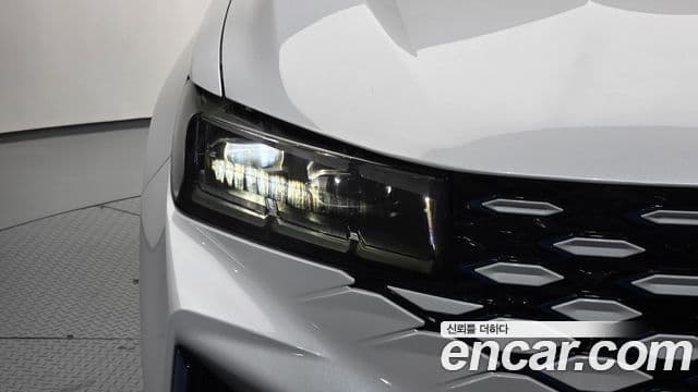 Renault Samsung Grand Koleos 2024 — ფოტო 5/38