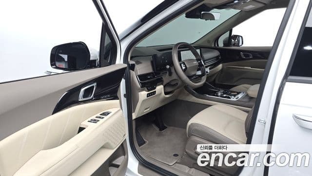 Kia Carnival 2025 — Şəkil 10/20