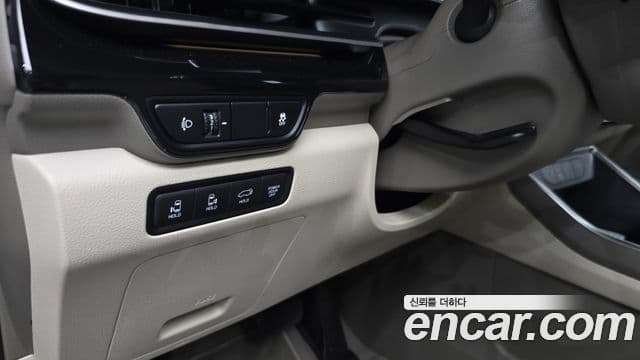 Kia Carnival 2025 — Photo 9/39