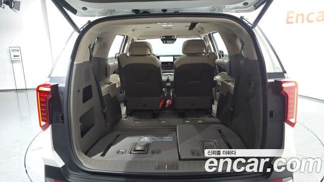 Kia Carnival 2025 — Photo 10/39