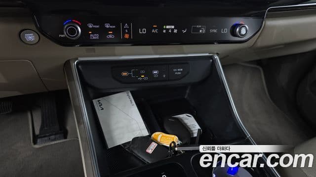 Kia Carnival 2025 — Photo 24/39