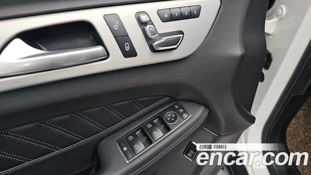 Mercedes-Benz GLE-Class 2018 — Şəkil 18/20