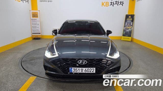 Hyundai Sonata 2022 — ფოტო 2/20