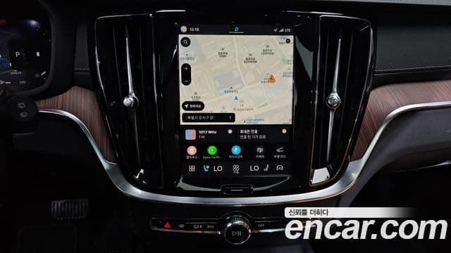 Volvo V60 Cross Country 2024 — ფოტო 14/20