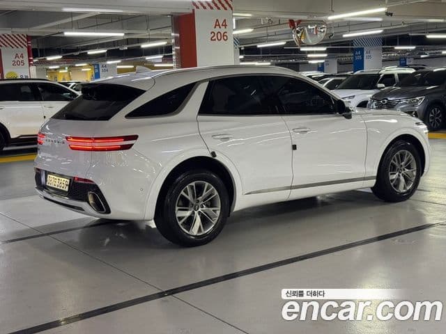 Genesis GV70 2022 — ფოტო 4/16