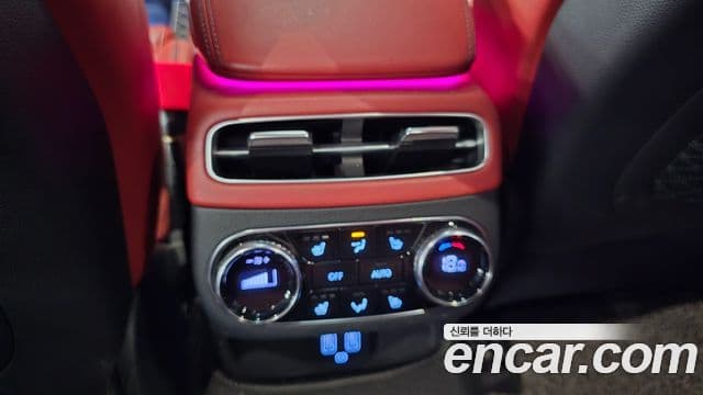 Genesis GV70 2021 — ფოტო 6/20