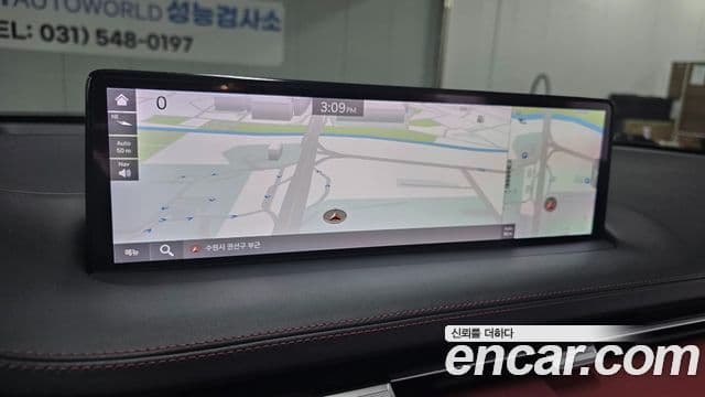 Genesis GV70 2021 — ფოტო 13/20