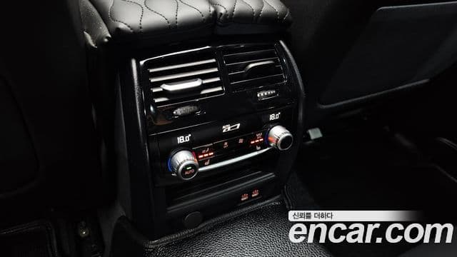 BMW 5 Series 2023 — Şəkil 19/20