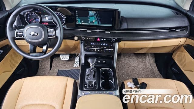 Kia Carnival 2021 — Фото 7/20